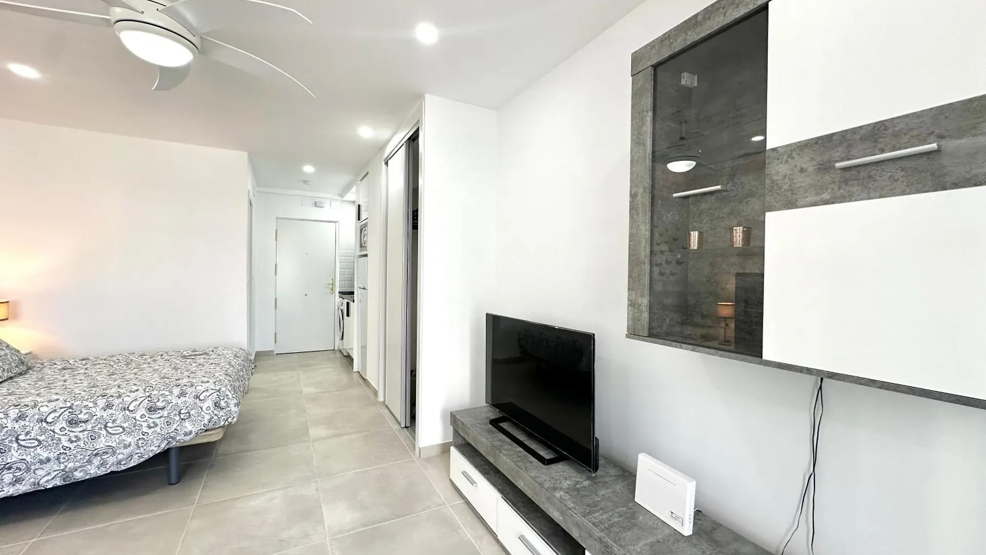 Ver72- Bonito Apart - Terraza - Wifi - Reformado Торремолинос 0*,  Испания