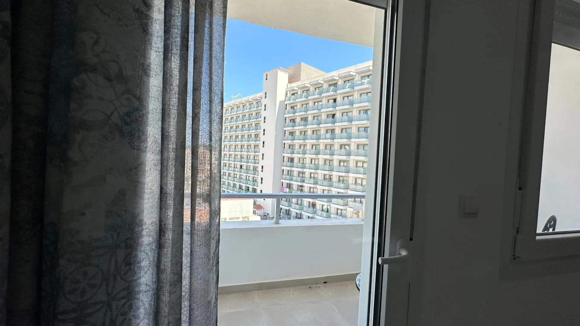 Ver72- Bonito Apart - Terraza - Wifi - Reformado Torremolinos 0*,  Španělsko